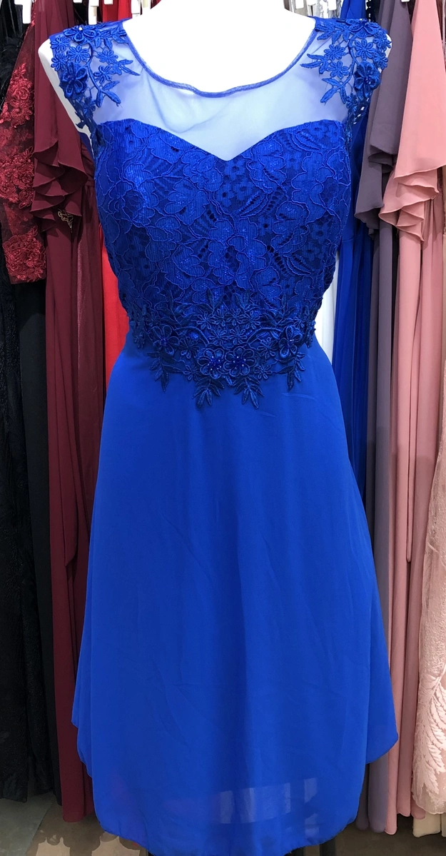 imagen de Vestido de fiesta corto talla grande